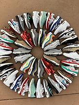 Sneakers — illustrative brand profile