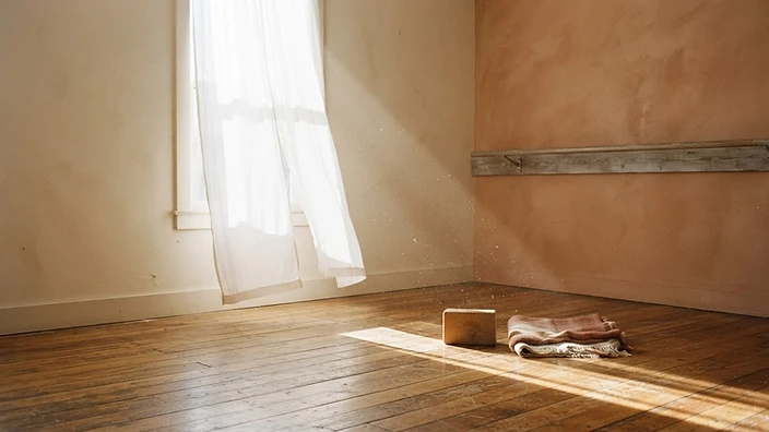 Espace de pratique baigné de lumière
