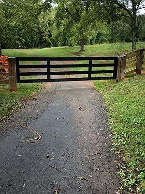 Black Slat Driveway Gate