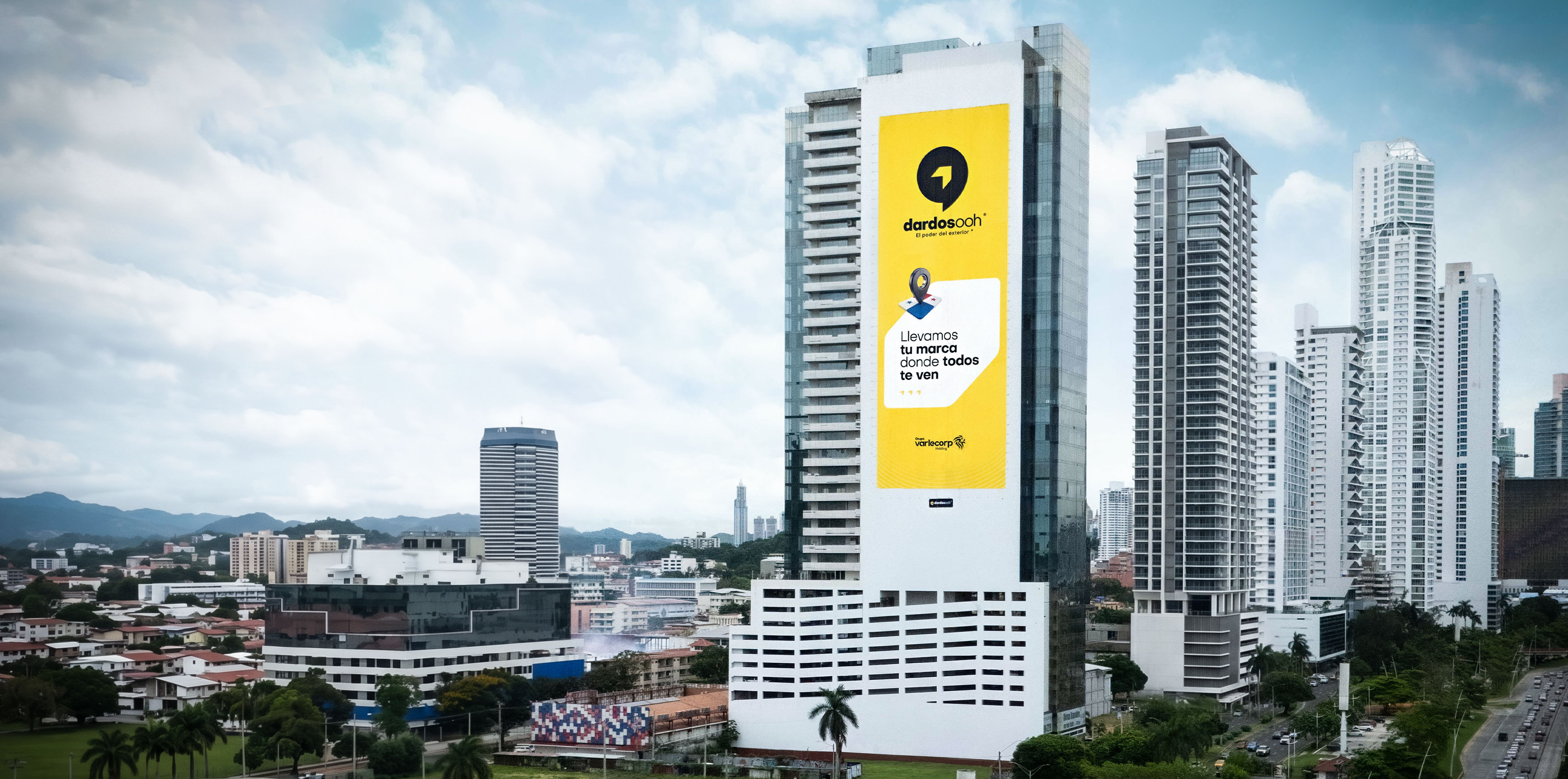 Dardos OOH, primera empresa peruana de OOH en Panamá.