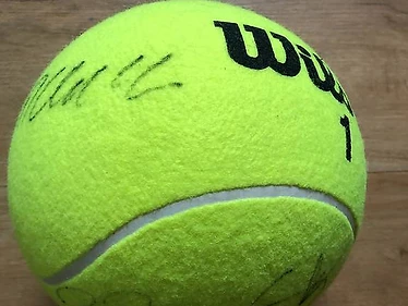 ROGER FEDERER DAVIS CUP SIEG SCHWEIZ 2014 Tennis Ball