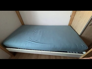 Bett zu Verschenken