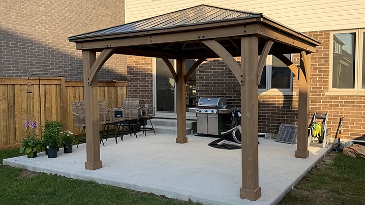 Yardistry 12×12 gazebo installed on concrete in Fergus, Ontario