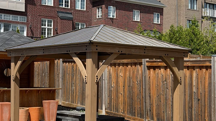 Yardistry 10×12 gazebo installed in Mississauga on pavers / interlock by Premier Assembly