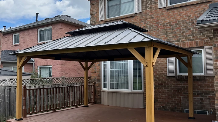 Sunjoy 12×16 gazebo installed in Vaughan, Ontario