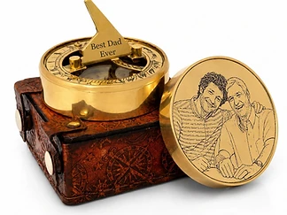 Sundial Compass — Antique brass working compass