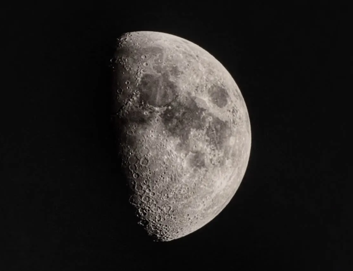 The waxing moon