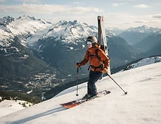 Mastering the Slopes: The Ultimate Whistler Packing List for Spring Skiing