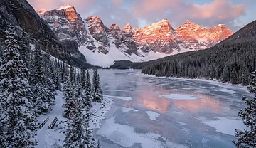 The Best Time to Visit Alberta: A Season-by-Season Guide