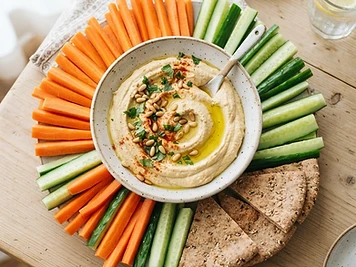 Hummus & Veggie Sticks