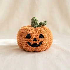 Halloween Pumpkin Amigurumi