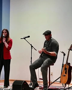 Emma & James at Glendale Library
