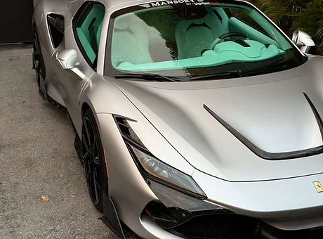 Ferrari F8