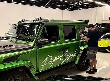 Mercedes G-Wagon