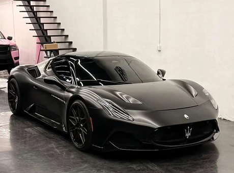 Maserati MC20