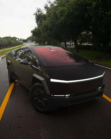 Cybertruck Matte Black
