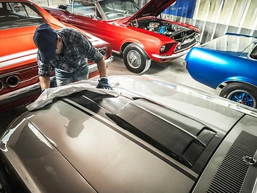 Oldtimer-Pflege in der Werkstatt