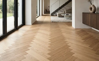 Parkett im Verband verlegen: Verlegebild, Bewegungsfugen und sichere Materialplanung