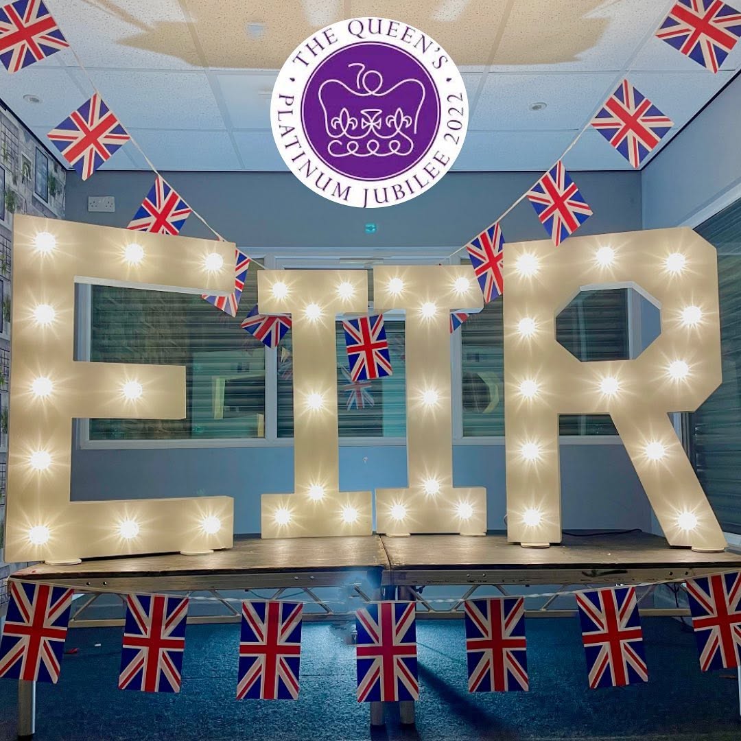 EIIR light-up letters for the Queen’s Platinum Jubilee