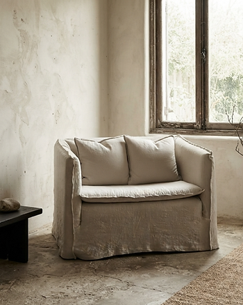 The Vendôme Linen Sofa