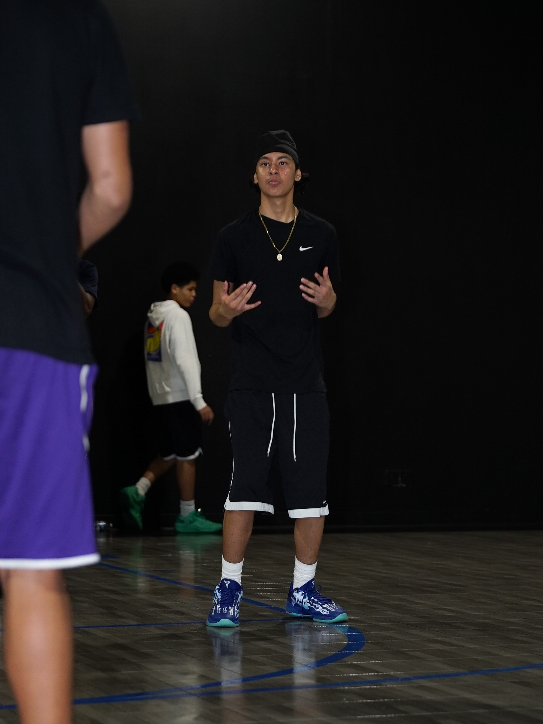 Valley Titans team on sideline