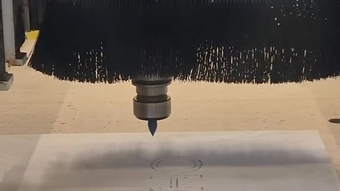 Tagga någon som borde ha en CNC i sitt snickeri 🚀