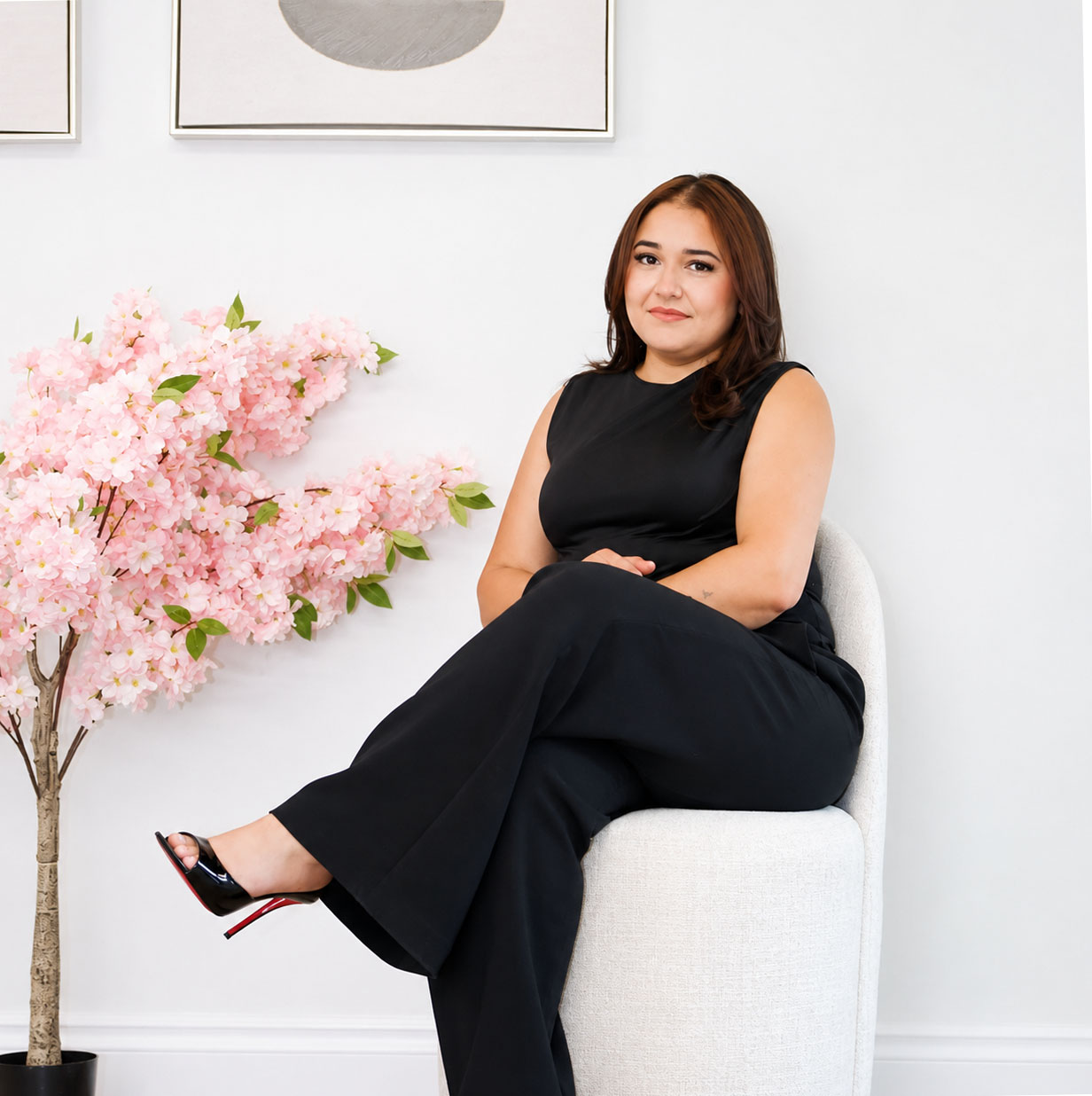 Ilona Altarshah, Sales Representative