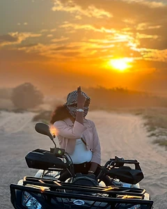 Quad sur la plage, vue frontale
