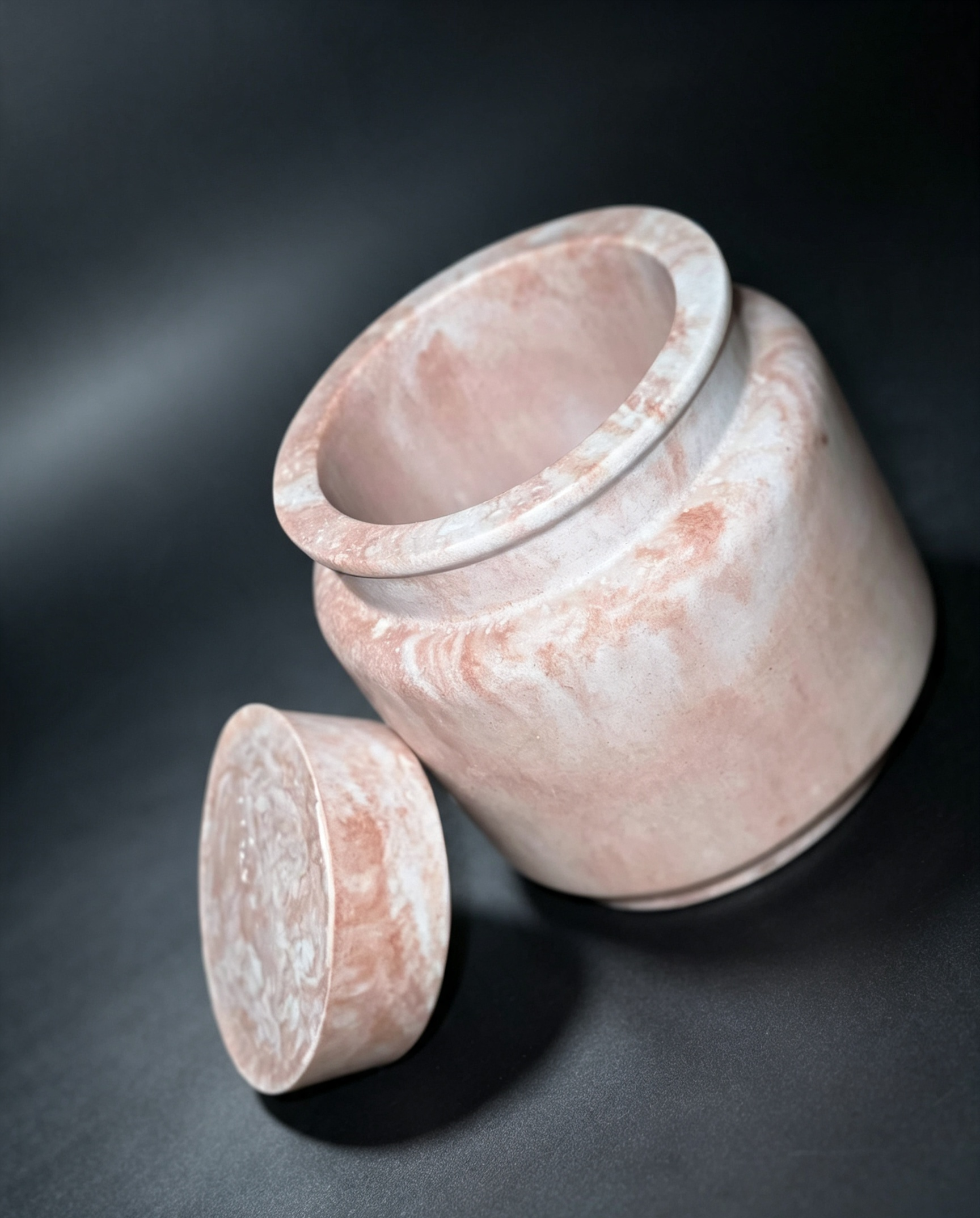 Monolith Canister