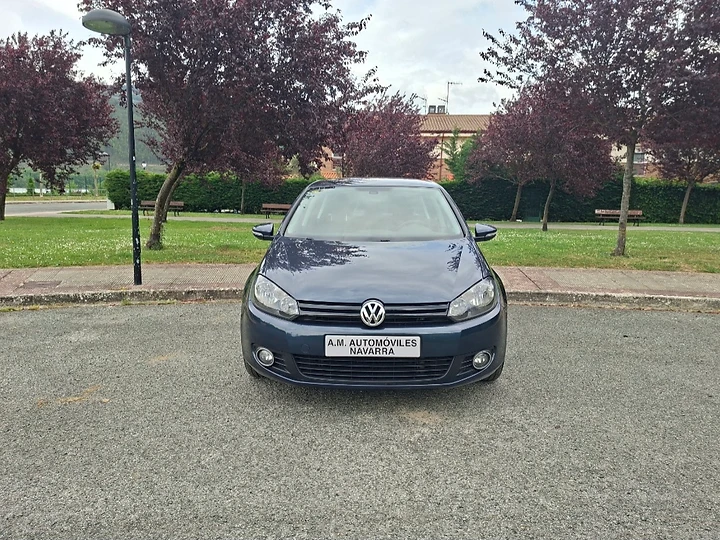 Volkswagen GOLF — foto 1