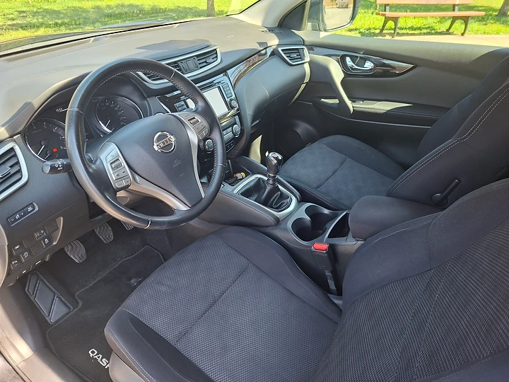 Nissan Qashqai 1.2dig-t — foto 1