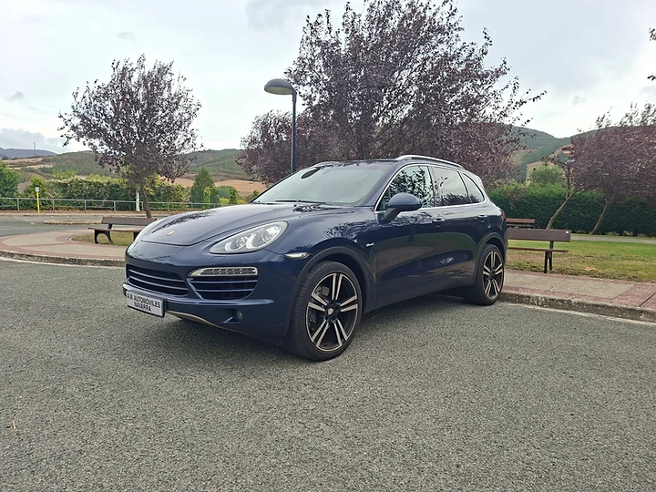 Porsche CAYENNE — foto 1