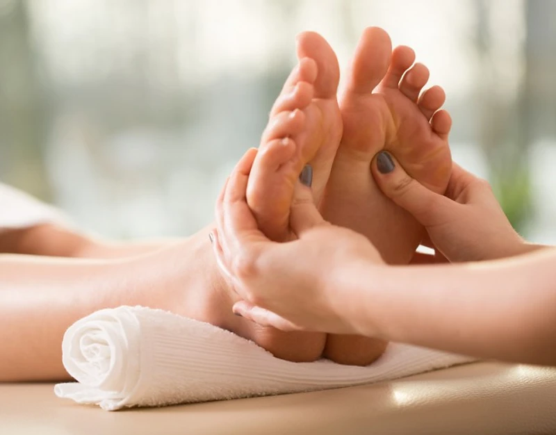 Sessão de reflexologia — Reflexo Sena