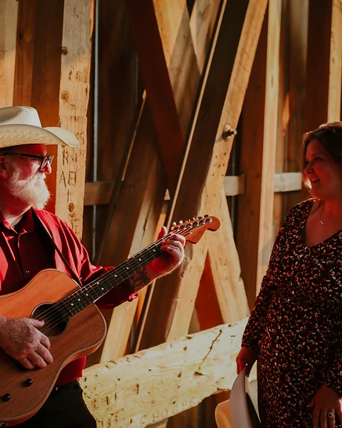 Faye and Corey of The LeeLynn's together at golden hour
