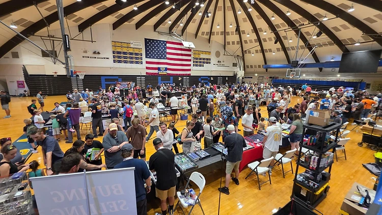 August 15 at the Dome: PTCC’s Card Show Recap