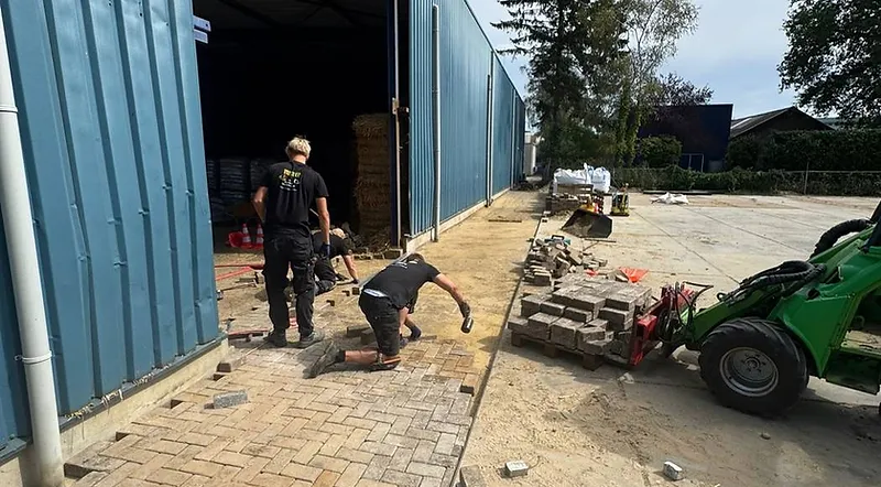 Grond- en straatwerk door Bronneger Exclusive in Drenthe en Groningen