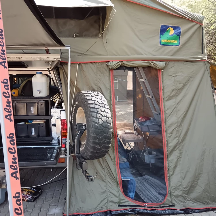 Howling Moon Large Rooftop Tent (1.6m) + Addroom