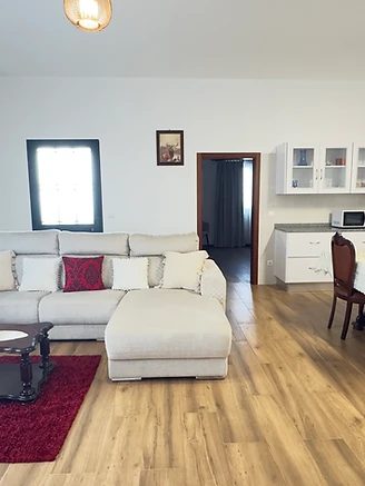 Traditional T2 Cottage - Santana Central Hiking