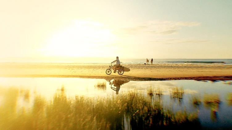 Ditch the Traffic: How to Actually Get Around Byron on Two Wheels