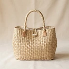 Sac à main tissé
