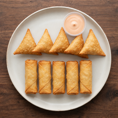 Fried Chicken Samosa and Chicken & veggies Spring Rolls Combo (500g) photo 3