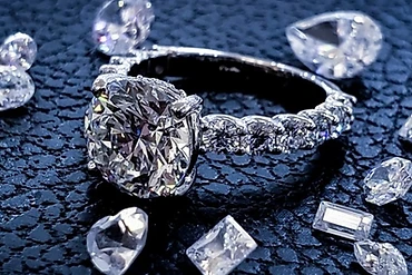 Sell Diamond Jewelry buyer NYC - Rings, Earrings, Pendants, Bracelets