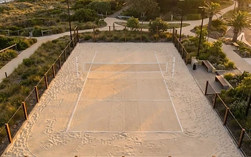 Quadra de beach tennis profissional com areia e drenagem controlada construída pela JV Quadras em São Paulo