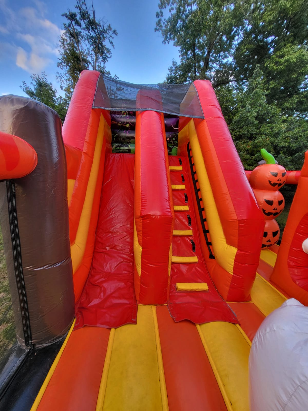 Hallo Slide 8