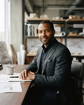 Editorial portrait placeholder representing founder Lucien Wall