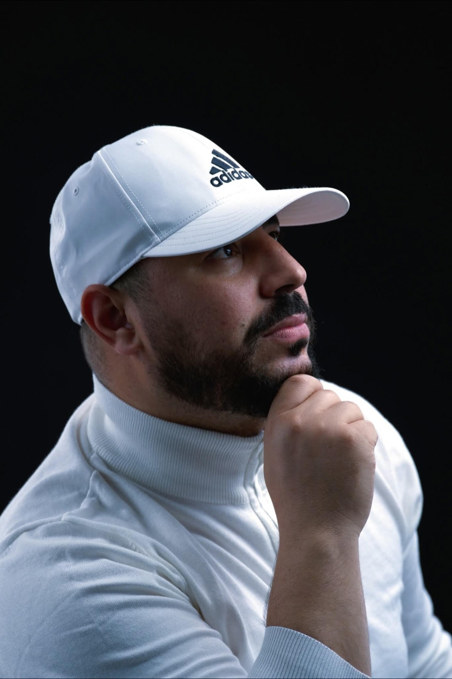 Portrait of Djo Hadjali in profile, photographer and videographer