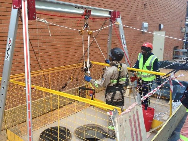 Confined-space services at Ingula
