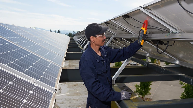 Top three safety hazards to avoid for PV solar installations