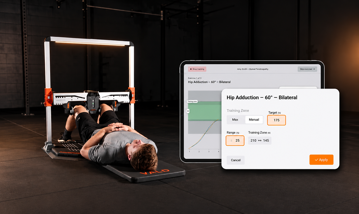 Performance testing bij FitPro Institute in Laren: krachtmeting van de heupen met VALD-testapparatuur en analyse op tablet
