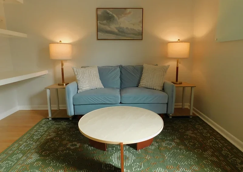 Quiet loveseat in the San Antonio therapy office